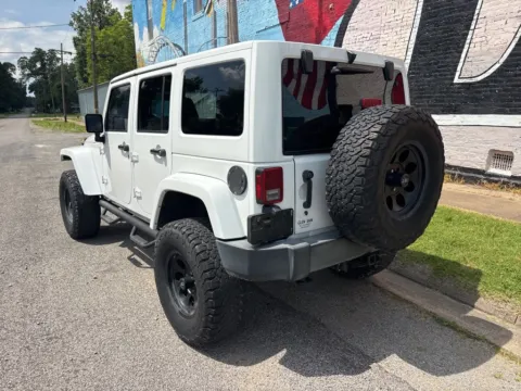 More photos of 2017 Jeep Wrangler Unlimited Rubicon at D3 Auto Sales - Des Arc, AR, AR