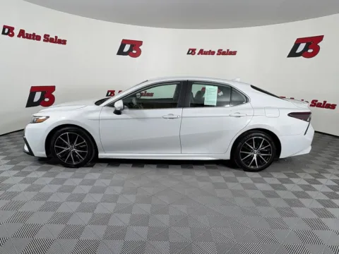Another view of 2023 Toyota Camry SE for sale in Des Arc, AR at D3 Auto Sales - Des Arc, AR