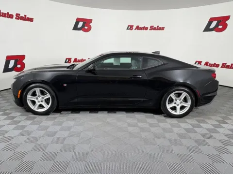 Another view of 2020 Chevrolet Camaro 1LT for sale in Des Arc, AR at D3 Auto Sales - Des Arc, AR