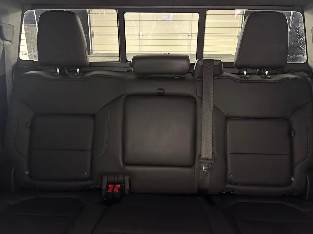 Chevrolet Silverado photo 45