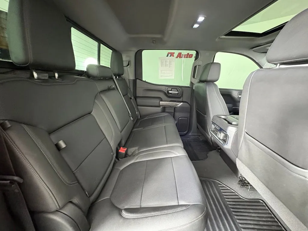 Chevrolet Silverado photo 51