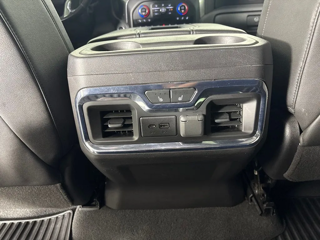Chevrolet Silverado photo 50