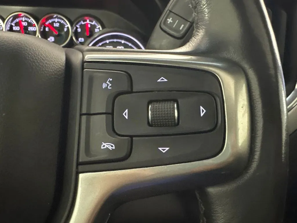Chevrolet Silverado photo 27