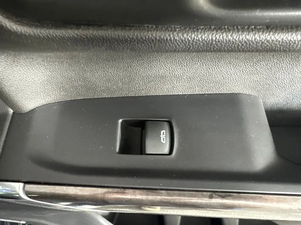 Chevrolet Silverado photo 43
