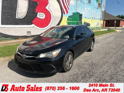 Black 2017 Toyota Camry SE for sale in Des Arc, AR