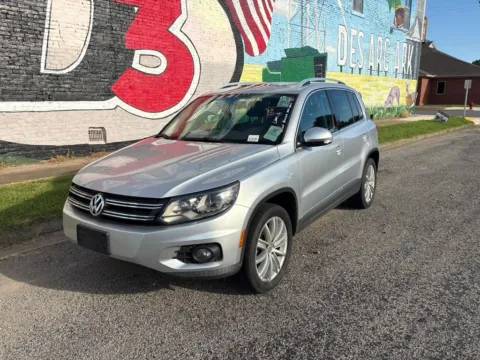 Photos of 2016 Volkswagen Tiguan SE for sale in Des Arc, AR at D3 Auto Sales - Des Arc, AR