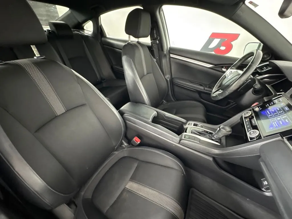 Honda Civic photo 29