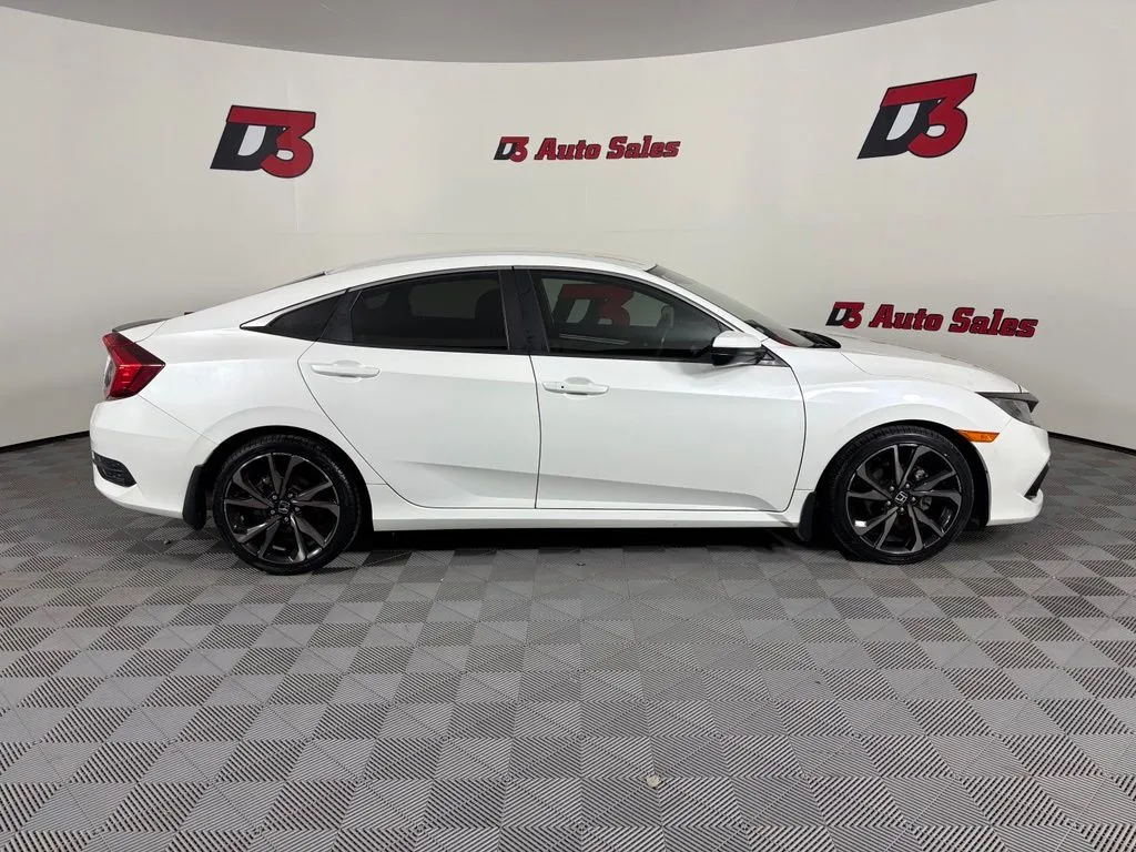 Honda Civic photo 7
