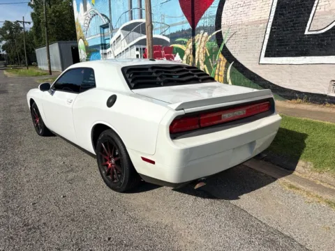 More photos of 2014 Dodge Challenger R/T at D3 Auto Sales - Des Arc, AR, AR