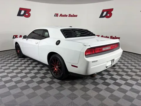 More photos of 2014 Dodge Challenger R/T at D3 Auto Sales - Des Arc, AR, AR