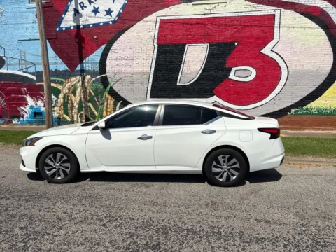 Another view of 2019 Nissan Altima 2.5 S for sale in Des Arc, AR at D3 Auto Sales - Des Arc, AR