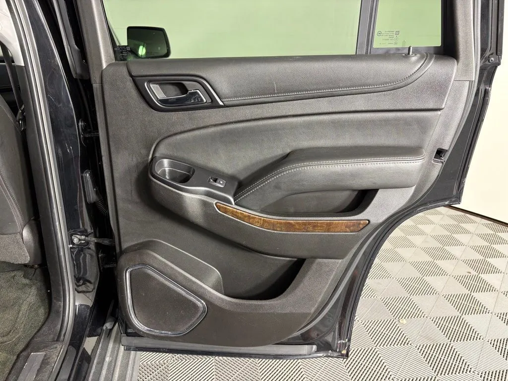 Chevrolet Tahoe photo 46