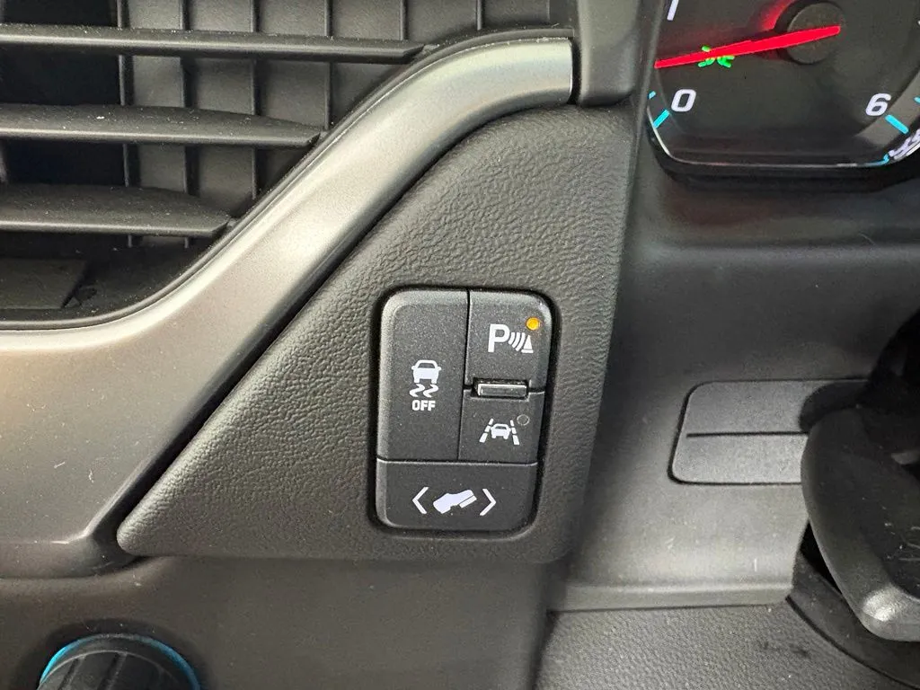 Chevrolet Tahoe photo 17