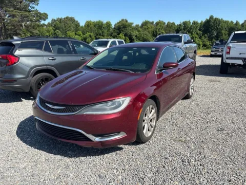 More photos of 2017 Chrysler 200 Limited at D3 Auto Sales - Des Arc, AR, AR