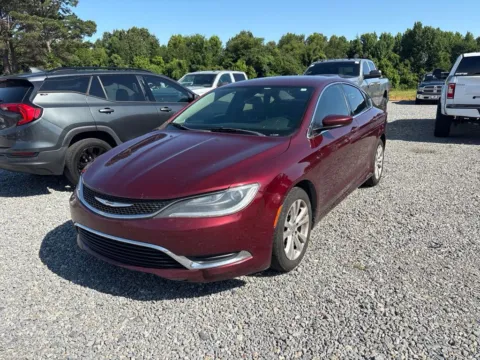 Photos of 2017 Chrysler 200 Limited for sale in Des Arc, AR at D3 Auto Sales - Des Arc, AR