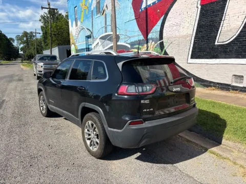 More photos of 2019 Jeep Cherokee Latitude Plus at D3 Auto Sales - Des Arc, AR, AR