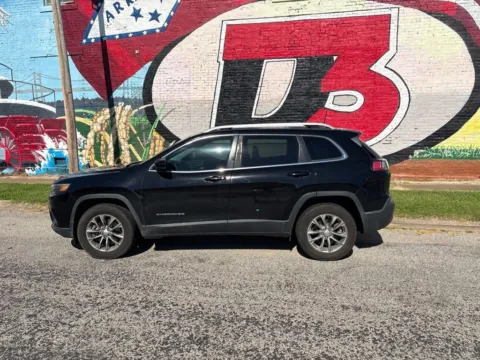 Another view of 2019 Jeep Cherokee Latitude Plus for sale in Des Arc, AR at D3 Auto Sales - Des Arc, AR