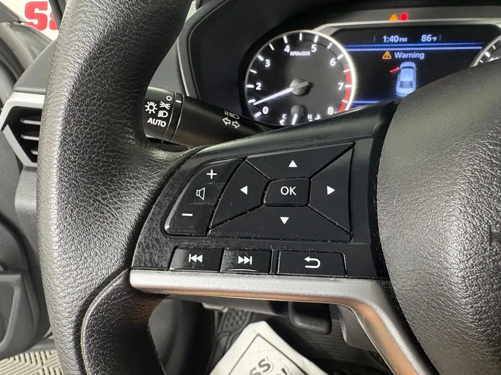 Nissan Altima photo 20