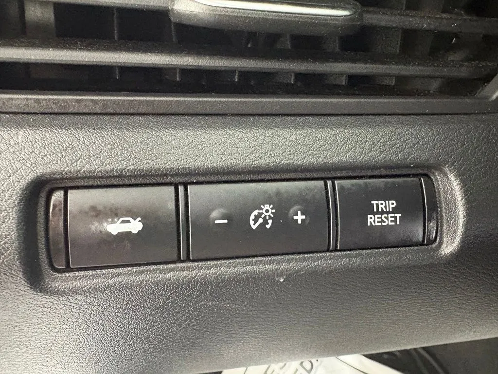 Nissan Altima photo 18