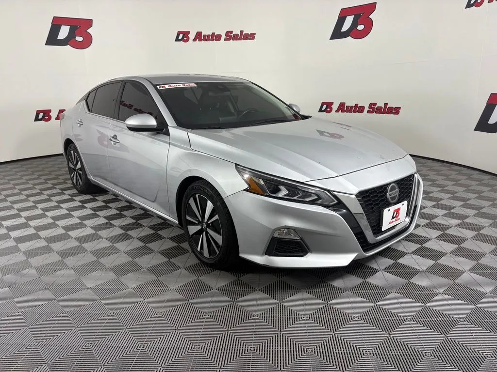 Nissan Altima photo 10