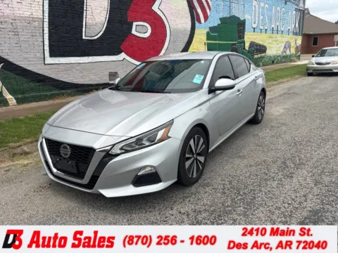 Silver 2022 Nissan Altima 2.5 SV for sale in Des Arc, AR