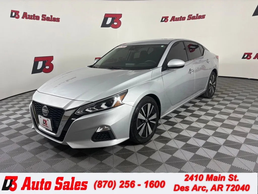 Silver 2022 Nissan Altima 2.5 SV for sale in Des Arc, AR