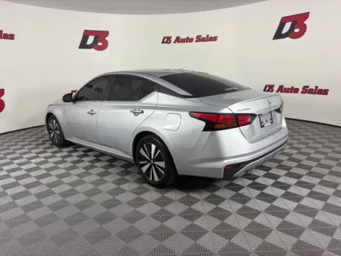 More photos of 2022 Nissan Altima 2.5 SV at D3 Auto Sales - Des Arc, AR, AR