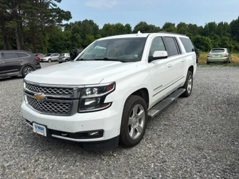 Another view of 2016 Chevrolet Suburban LT for sale in Des Arc, AR at D3 Auto Sales - Des Arc, AR