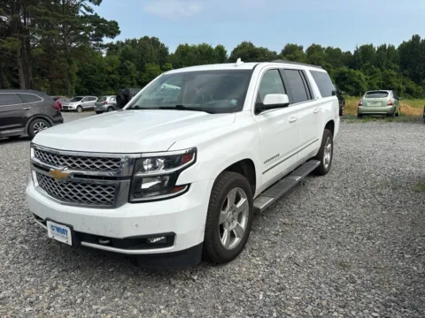 Photos of 2016 Chevrolet Suburban LT for sale in Des Arc, AR at D3 Auto Sales - Des Arc, AR
