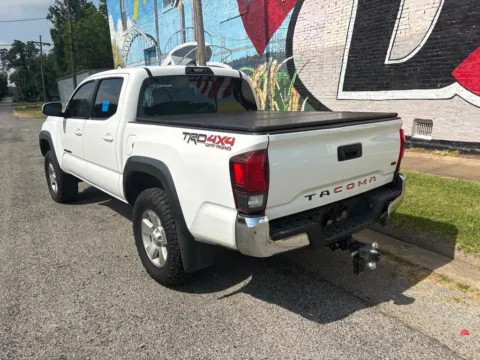 More photos of 2019 Toyota Tacoma TRD Off-Road at D3 Auto Sales - Des Arc, AR, AR