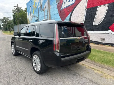 More photos of 2017 Cadillac Escalade Platinum Edition at D3 Auto Sales - Des Arc, AR, AR