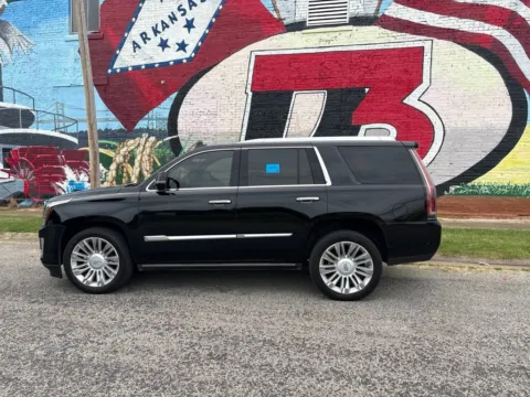 Another view of 2017 Cadillac Escalade Platinum Edition for sale in Des Arc, AR at D3 Auto Sales - Des Arc, AR