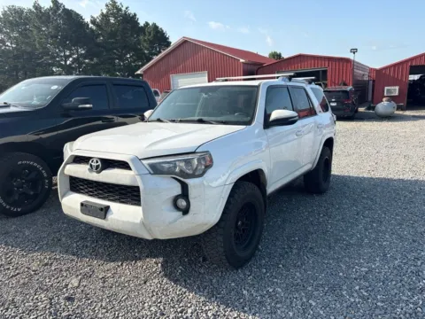 More photos of 2018 Toyota 4Runner SR5 Premium at D3 Auto Sales - Des Arc, AR, AR