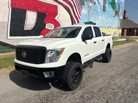 Photos of 2017 Nissan Titan S for sale in Des Arc, AR at D3 Auto Sales - Des Arc, AR