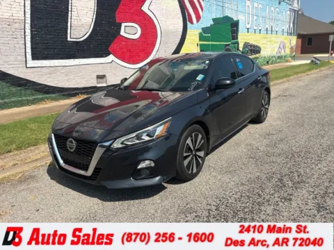 Blue 2020 Nissan Altima 2.5 SV for sale in Des Arc, AR