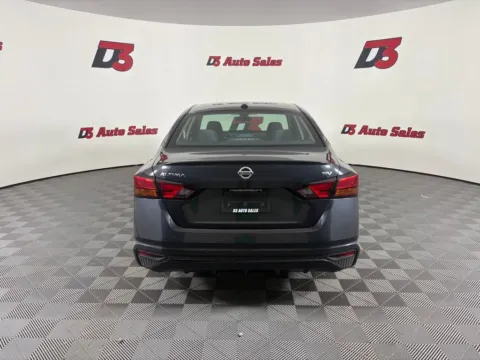 More photos of 2022 Nissan Altima 2.5 SV at D3 Auto Sales - Des Arc, AR, AR