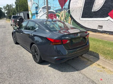 More photos of 2022 Nissan Altima 2.5 SV at D3 Auto Sales - Des Arc, AR, AR