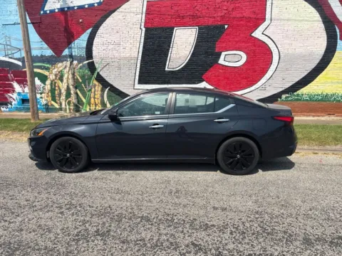 Another view of 2022 Nissan Altima 2.5 SV for sale in Des Arc, AR at D3 Auto Sales - Des Arc, AR