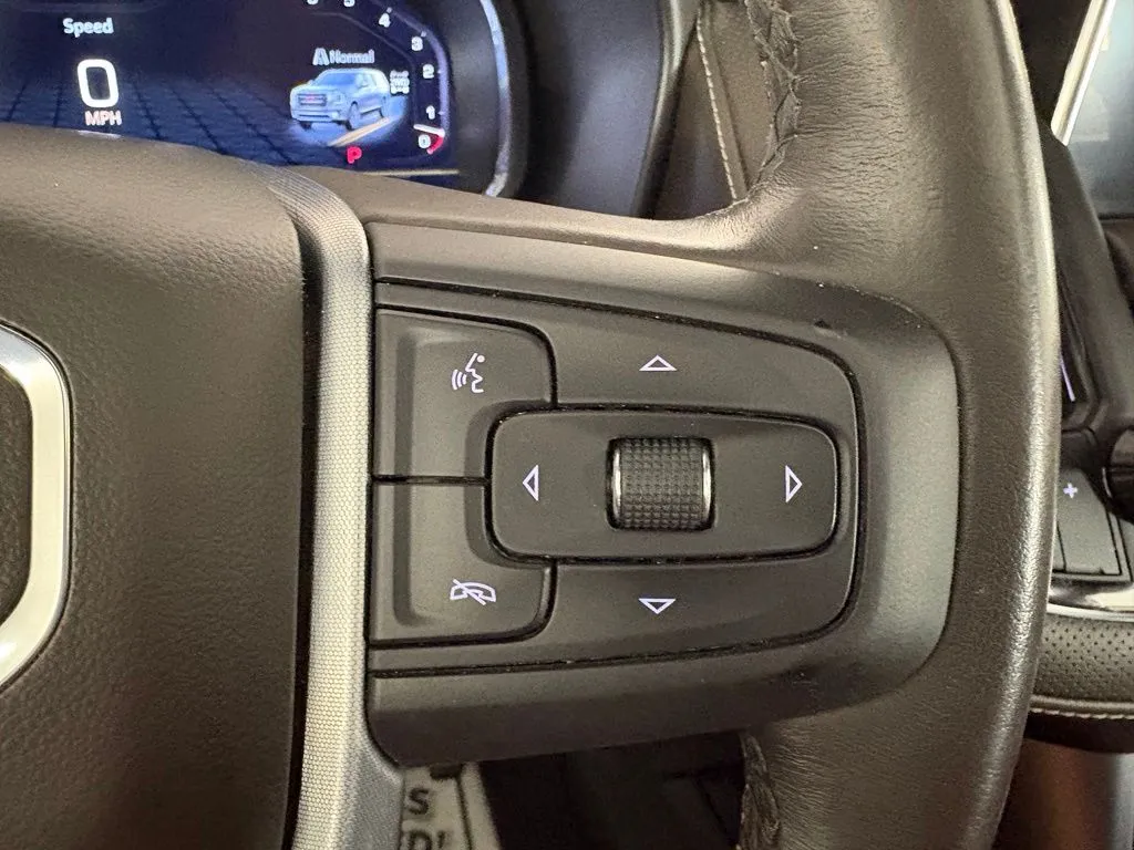 GMC Yukon XL photo 21