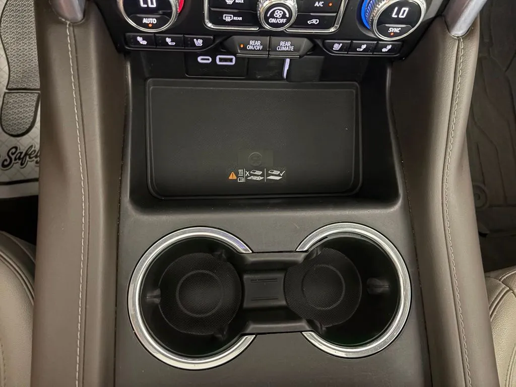 GMC Yukon XL photo 28