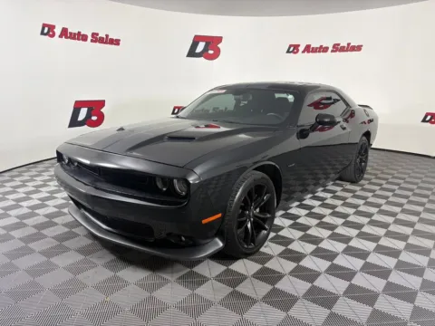 Photos of 2017 Dodge Challenger R/T for sale in Des Arc, AR at D3 Auto Sales - Des Arc, AR