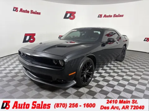 Black 2017 Dodge Challenger R/T for sale in Des Arc, AR