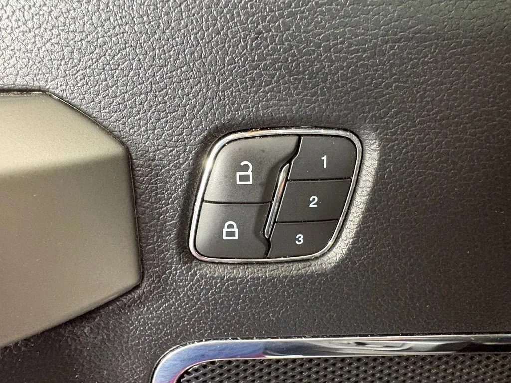 Ford F-150 photo 16