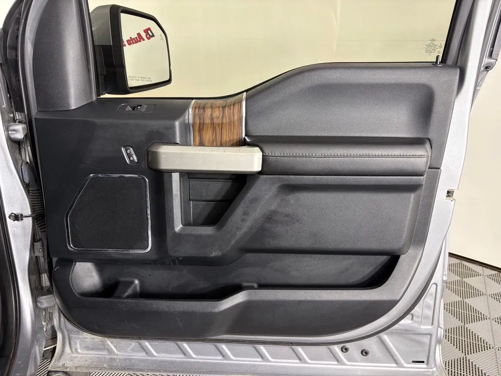 Ford F-150 photo 38