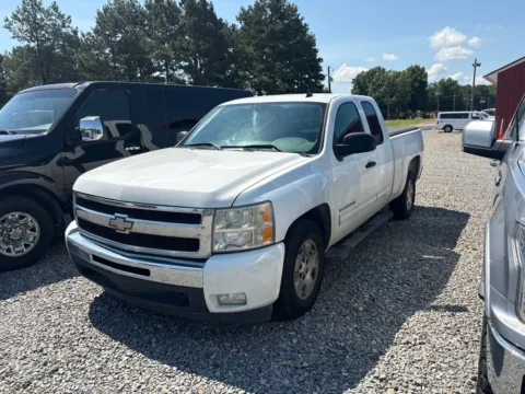 Photos of 2011 Chevrolet Silverado 1500 LT for sale in Des Arc, AR at D3 Auto Sales - Des Arc, AR