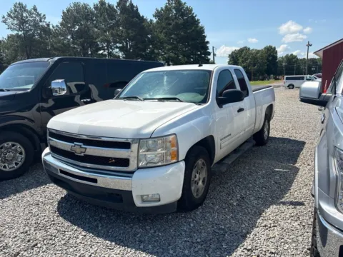 White 2011 Chevrolet Silverado 1500 LT for sale in Des Arc, AR