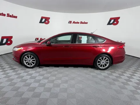 Another view of 2017 Ford Fusion SE for sale in Des Arc, AR at D3 Auto Sales - Des Arc, AR