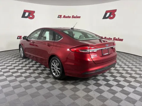 More photos of 2017 Ford Fusion SE at D3 Auto Sales - Des Arc, AR, AR
