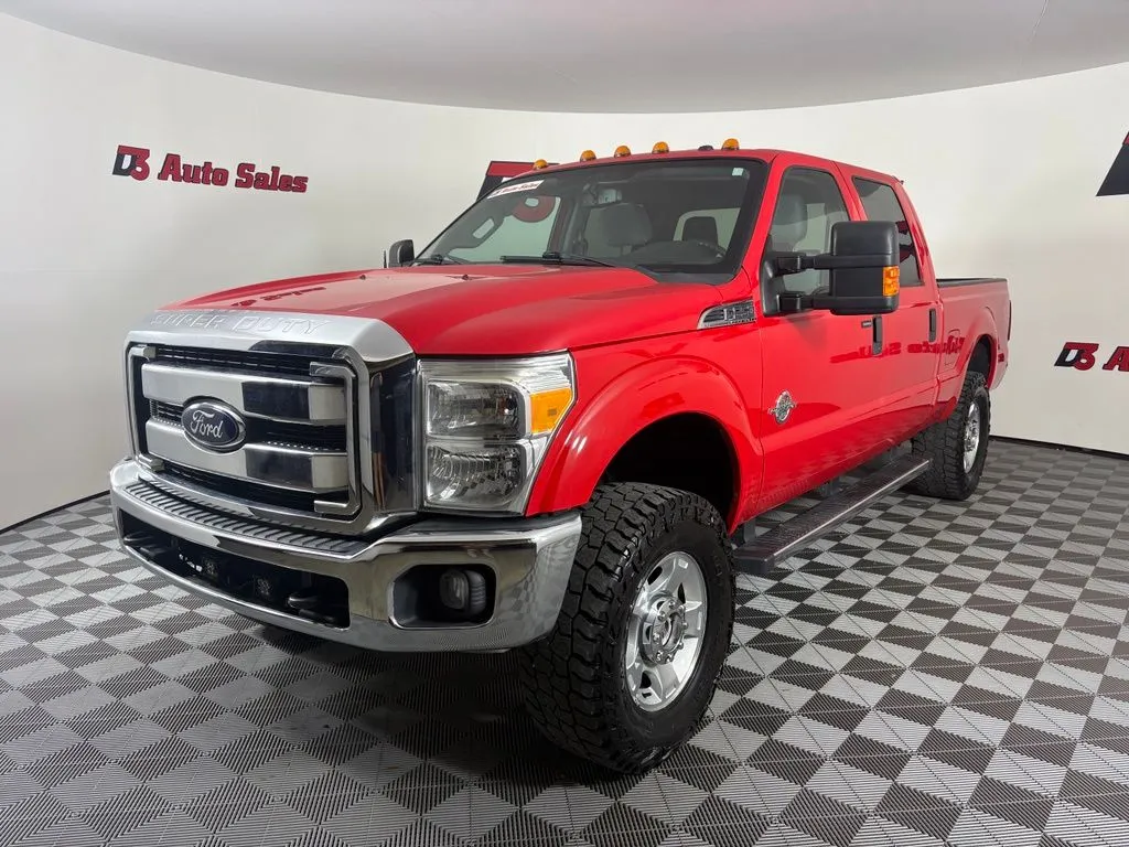Red 2016 Ford F-250SD XLT for sale in Des Arc, AR