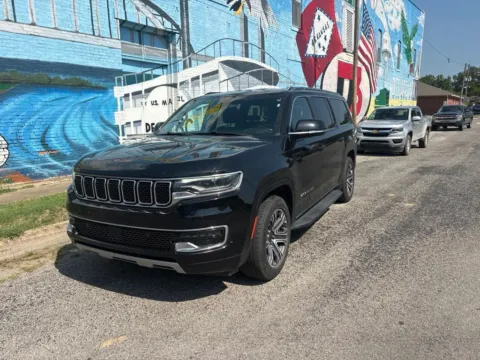 Photos of 2023 Jeep Wagoneer L Series II for sale in Des Arc, AR at D3 Auto Sales - Des Arc, AR